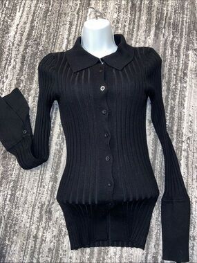 Rumours black, long sleeve sweater size small